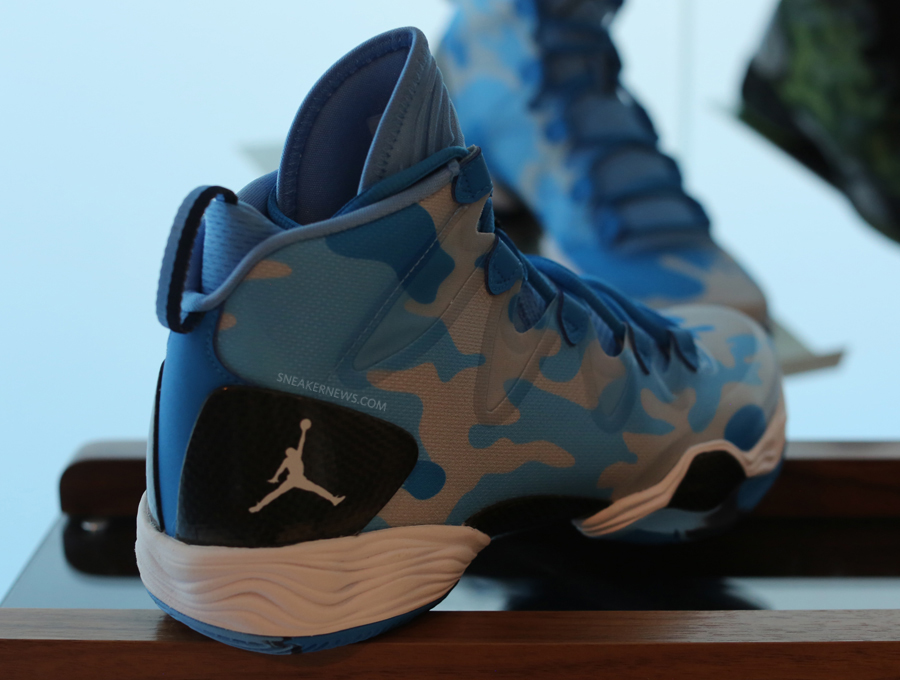 Air Jordan Xx8 Se Unc Camo 2