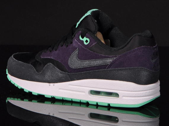 Air Max 1 Black Purple Mint 4