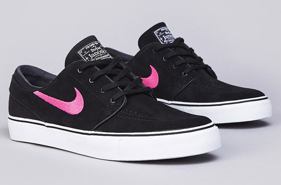 Black Pink Janoski 2