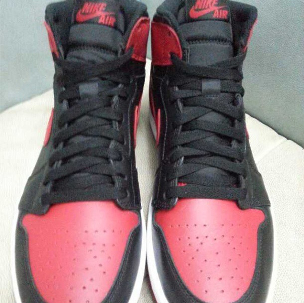 Bred Air Jordan 1 Retro High Og 2