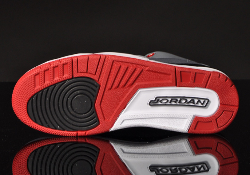 Jordan Flight Club 90s Cool Grey Red 3