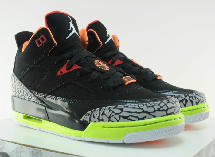 Jordan Son Of Mars Low Gs Black Light Armory Blue Volt Orange 11