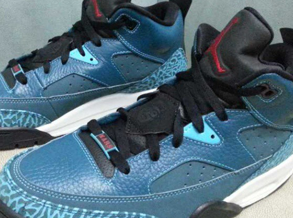 Jordan Son of Mars – Teal – Black – Red