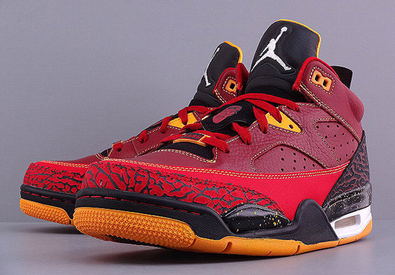 Jordan Son Of Mars Low Team Red Gym University Gold