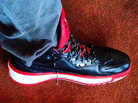 Dwyane Wade Previews Li-Ning Way of Wade 2