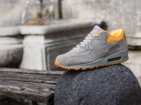 Nike Air Max 90 Pale Grey Laser Orange 2