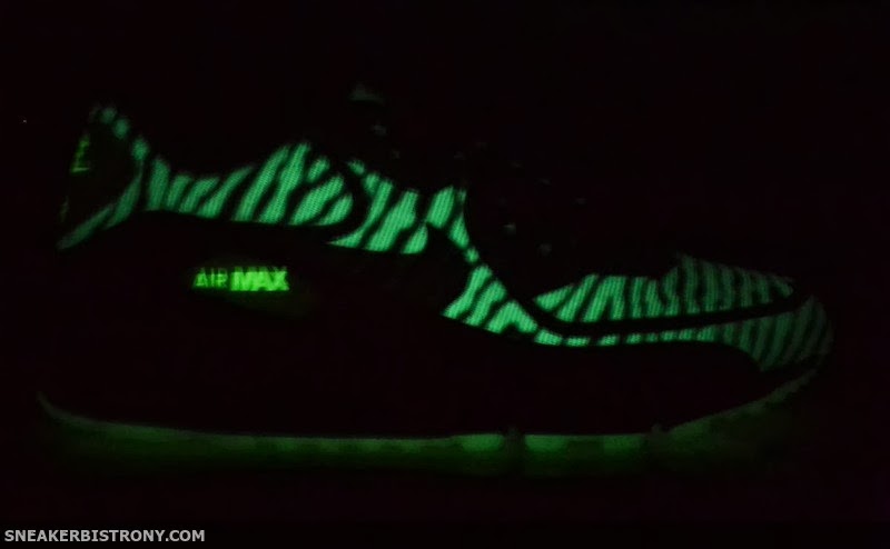 Nike Air Max Tape Glow In The Dark 02