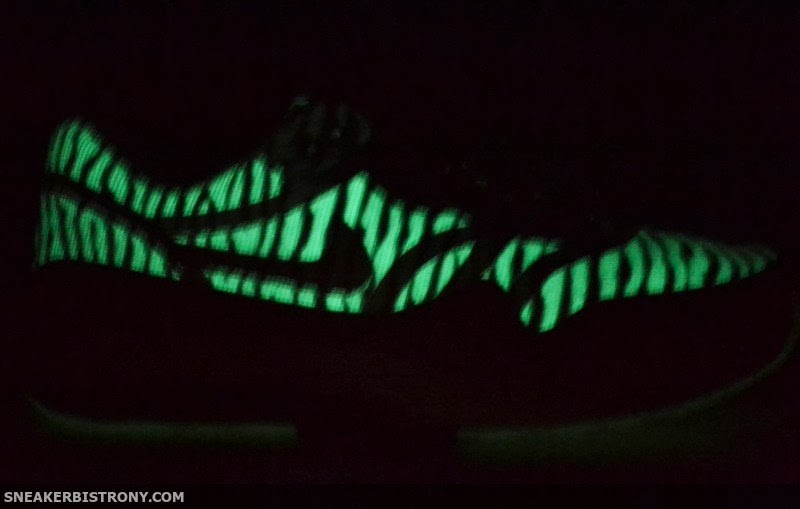 Nike Air Max Tape Glow In The Dark 03