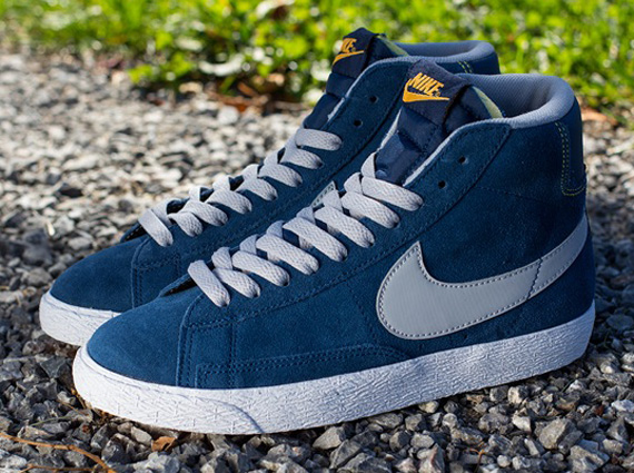 Nike Blazer Mid VNTG GS – Brave Blue – Wolf Grey – Laser Orange