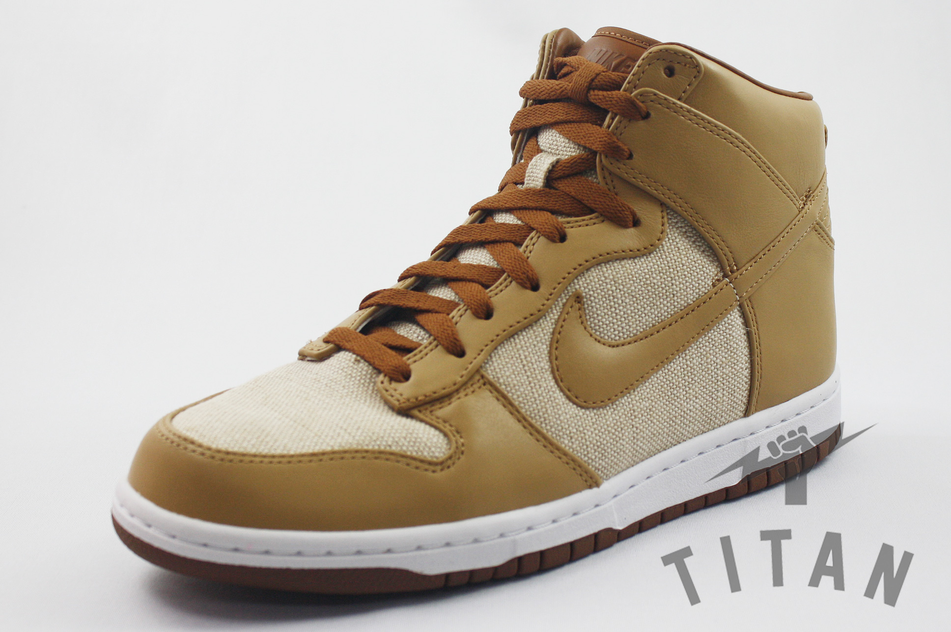 Nike Dunk High Acorn 01