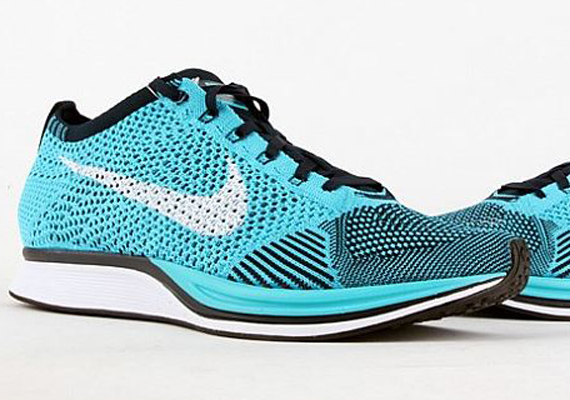 Nike Flyknit Racer Turquoise White Black 1