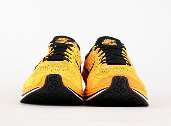 Nike Flyknit Racer Yellow Black 05