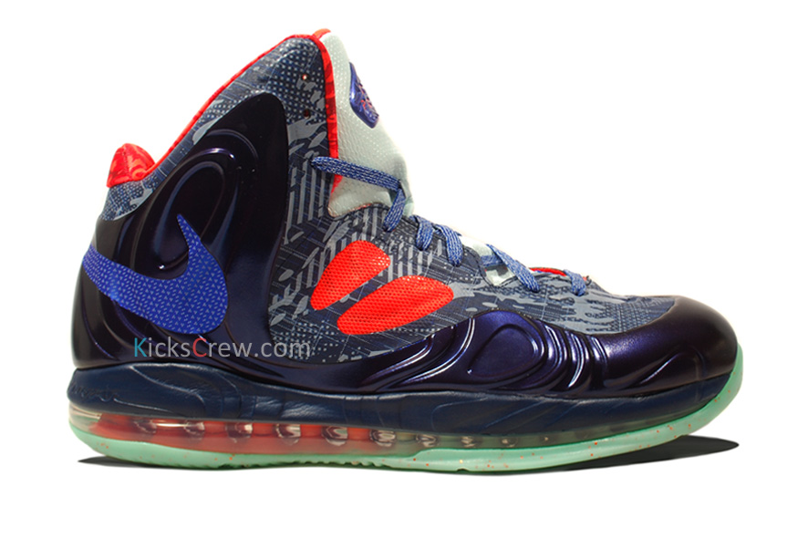 Nike Hyperposite Hyper Blue Obsidian Total Crimson 1