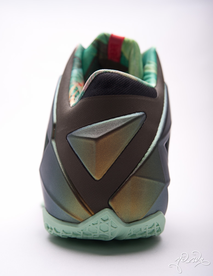 Nike Lebron 11 Kings Pride 25