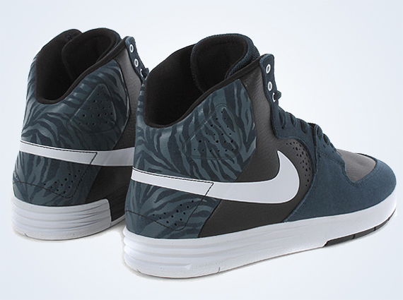 Nike SB Paul Rodriguez 7 High – Armory Navy – Black – White