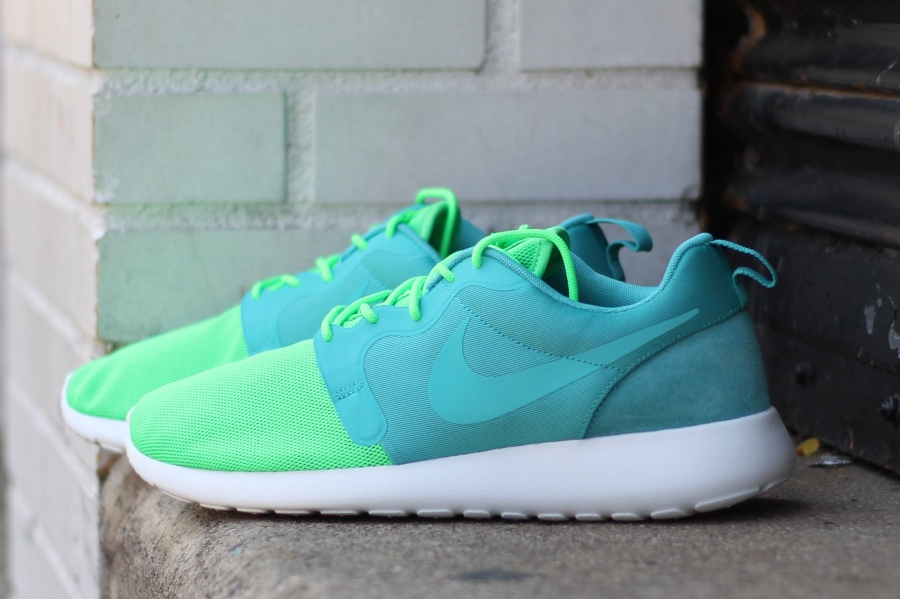 Nike Roshe Run Hyperfuse Retailers 02