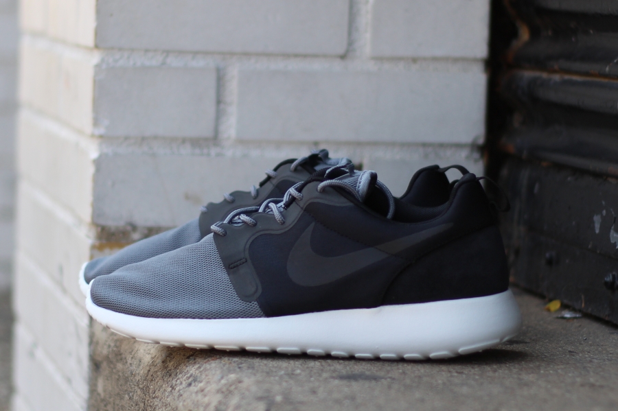 Nike Roshe Run Hyperfuse Retailers 03