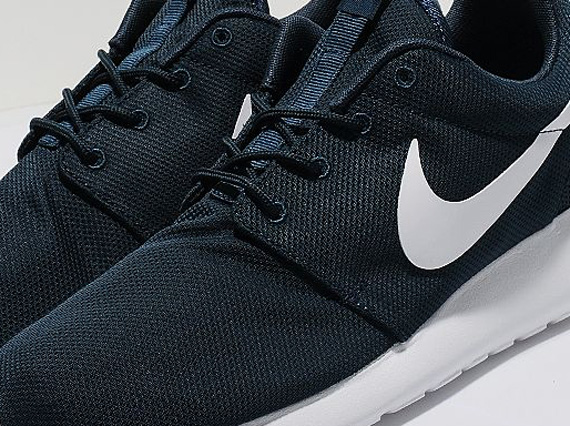 Nike Roshe Run – Navy – White