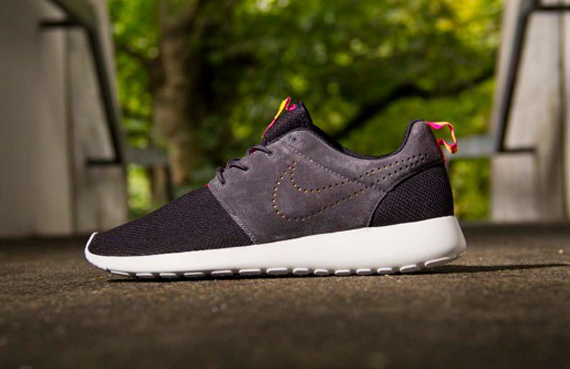 Nike Roshe Two Tone Suede 4