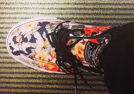 Nike SB Stefan Janoski "Orange Floral"