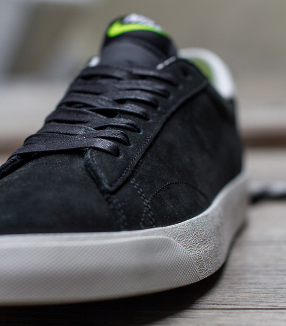 Nike Tennis Classic Ac Premium Black Lime 3