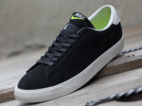 Nike Tennis Classic AC Premium - Black - Light Bone - Lime