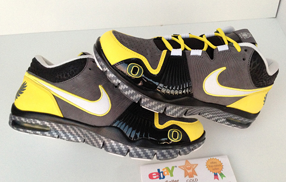 Nike Trainer 1 Oregon Ducks Carbon Fiber Midsole 3