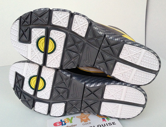 Nike Trainer 1 Oregon Ducks Carbon Fiber Midsole 6