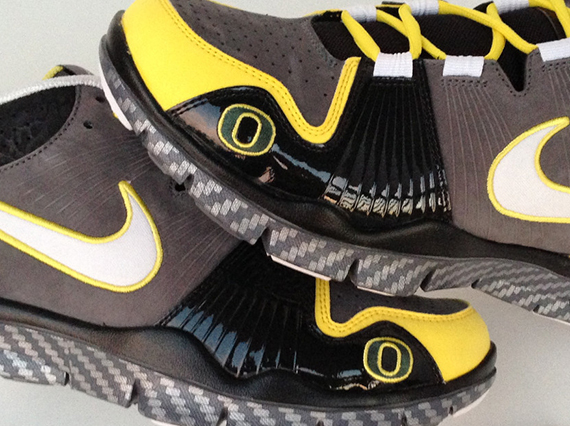Nike Trainer 1 "Oregon Ducks" - Carbon Fiber Midsole PE