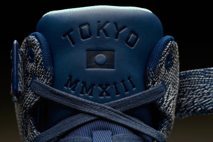 Nike Wmns Air Revolution Sky High City Pack Tokyo 01