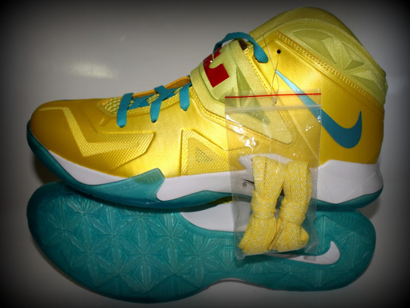Nike Zoom Soldier Vii Sonic Yellow Gamma Blue Sample 04