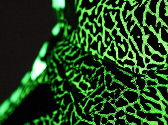 NIKEiD Jordan Spiz’ike – Glow in the Dark Elephant Print