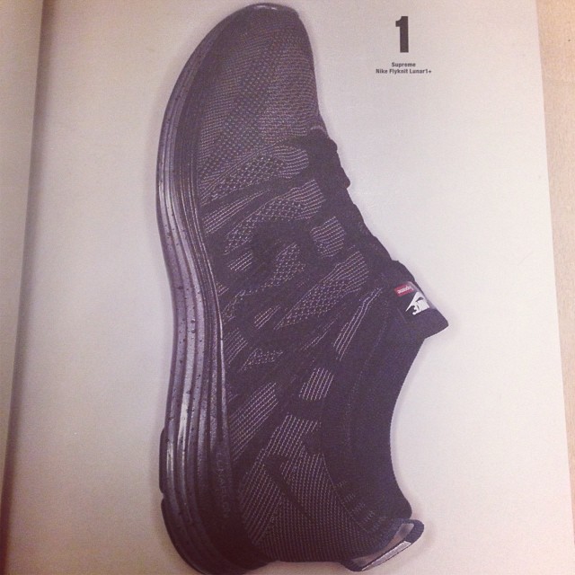 Supreme X Nike Flyknit Lunar1 01