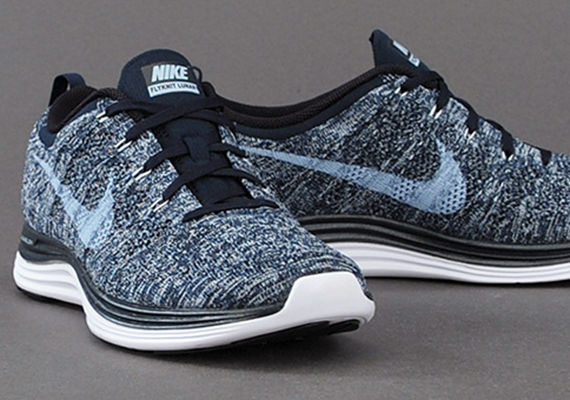 "White Label" Nike Flyknit Lunar1+