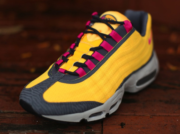 Air Max 95 Laser Orange Pink Flash 1