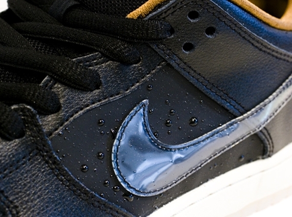 “Black Rain” Nike SB Dunk Low