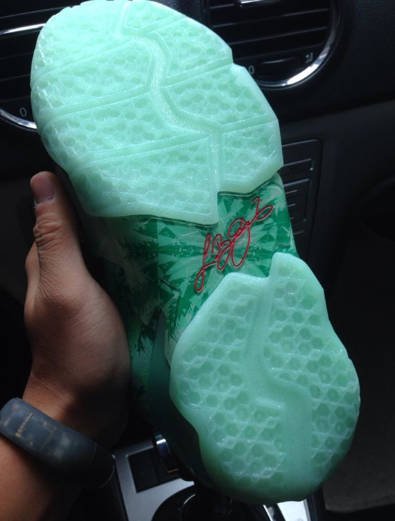 Christmas Lebron 11 Gs 4