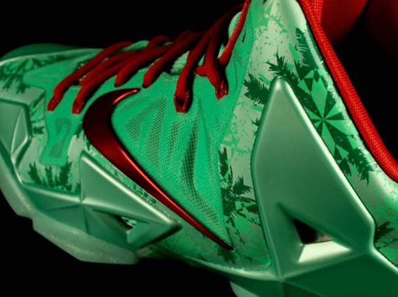 Christmas Lebrons Nike 11 1