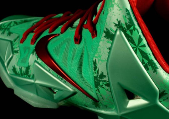 “Christmas” Nike LeBron 11