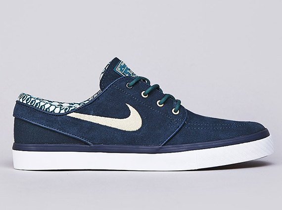 Janoski Blue Graphic