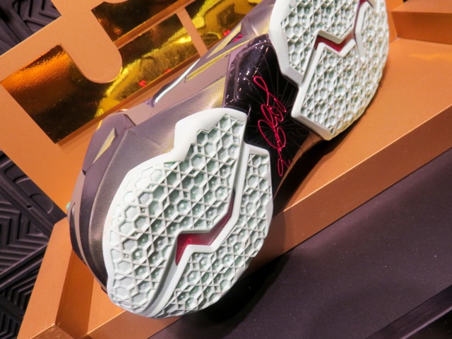 Kicks Lounge Lebron 11 Launch 14