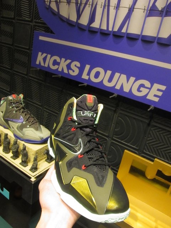 Kicks Lounge Lebron 11 Launch 288