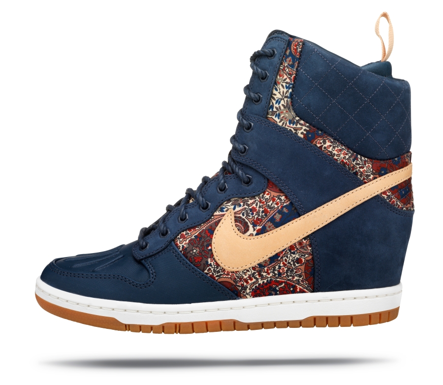 Liberty Nike Wmns Bourton Collection 06