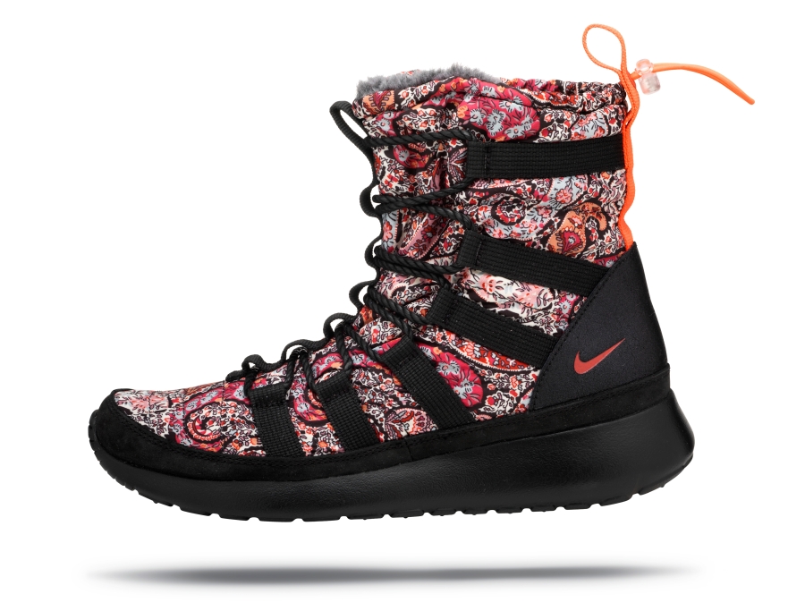 Liberty Nike Wmns Bourton Collection 07