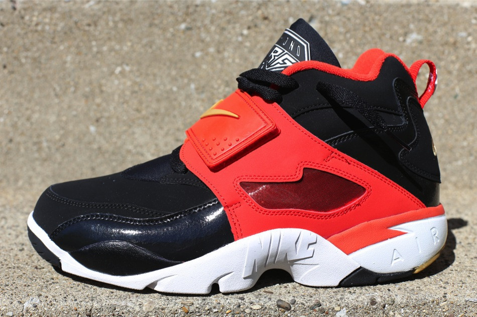 Nike Air Diamond Turf Black Orange Gold 04