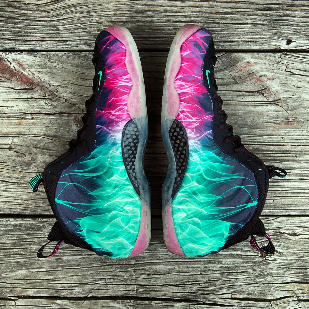 Nike Air Foamposite One Zombie In South Beach 03