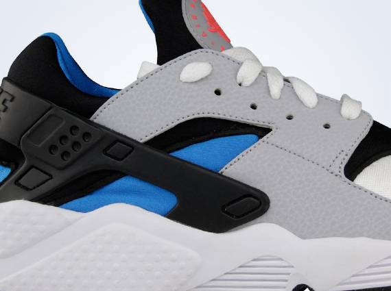 Nike Air Huarache Le White Wolf Grey Blue Hero