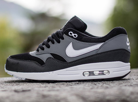 Nike Air Max 1 Black Geyser Grey Cool Grey 2
