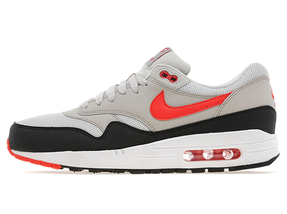 Nike Air Max 1 Light Bone Black Cherry Red 1