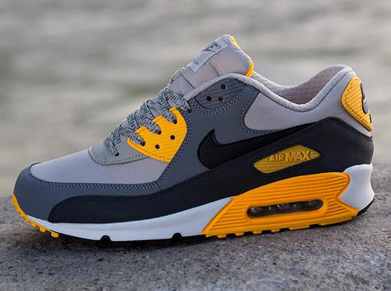 Nike Air Max 90 Pale Grey Black Anthracite 14